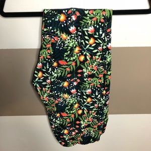 Lularoe TC Leggings- Like new!